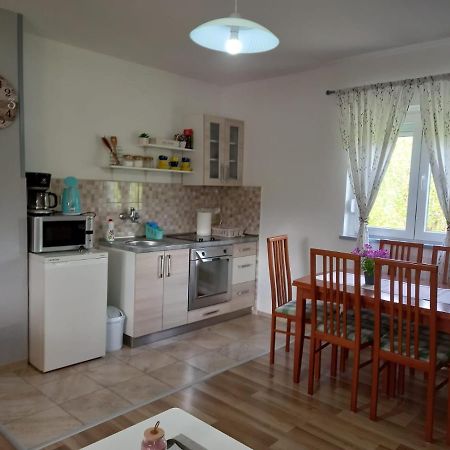 סמולג'אנאק Apartment Rosie מראה חיצוני תמונה